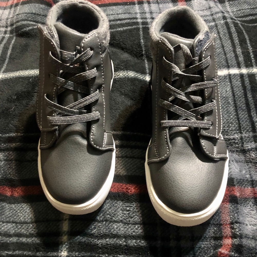 11c Gray Boys Shoes